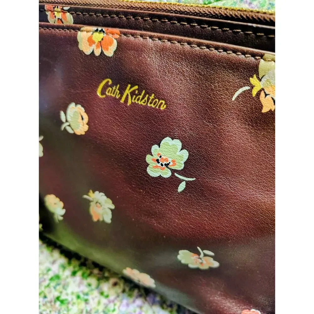 Vintage Cath Kidston Britain Leather Floral Print Shoulder Crossbody Bag